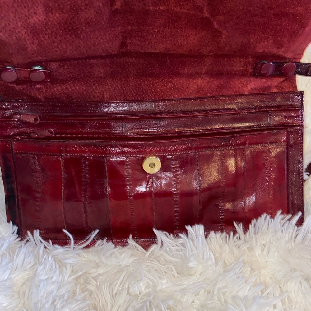 Vintage Bag genuine Eel skin shoulder & clutch bag Dark red magnetic closure - Picture 3 of 16
